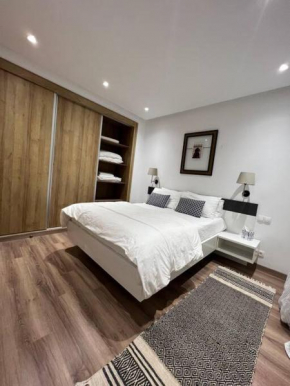 Central Holiday Apartment